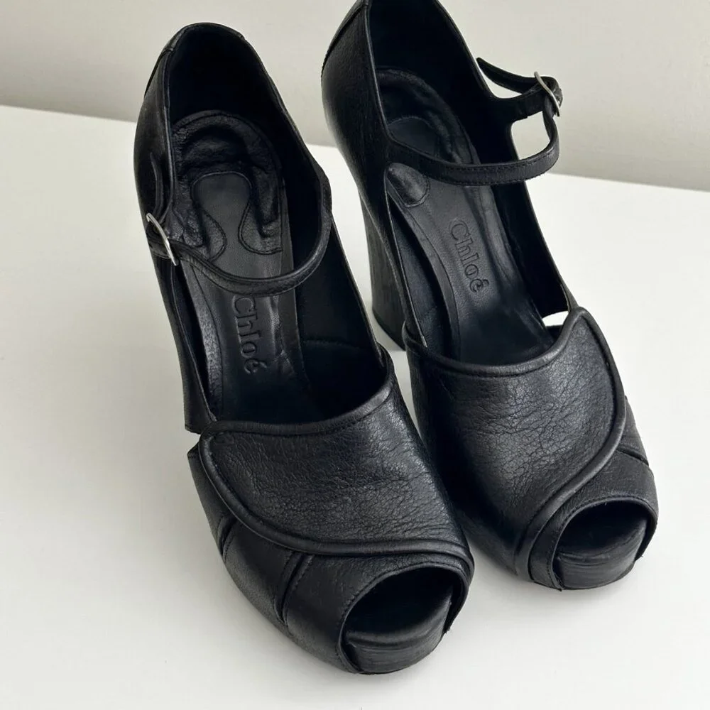 Vintage CHLOE Black Leather Ankle Strap Mary Jane Platform Heels Size 38.5